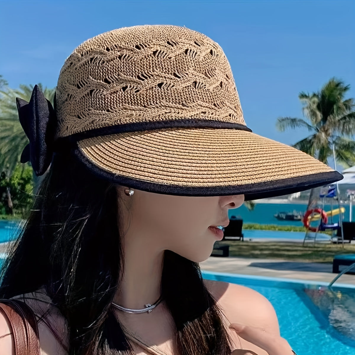 Gevlochten Zomerhoed met Strikdetail – Norah