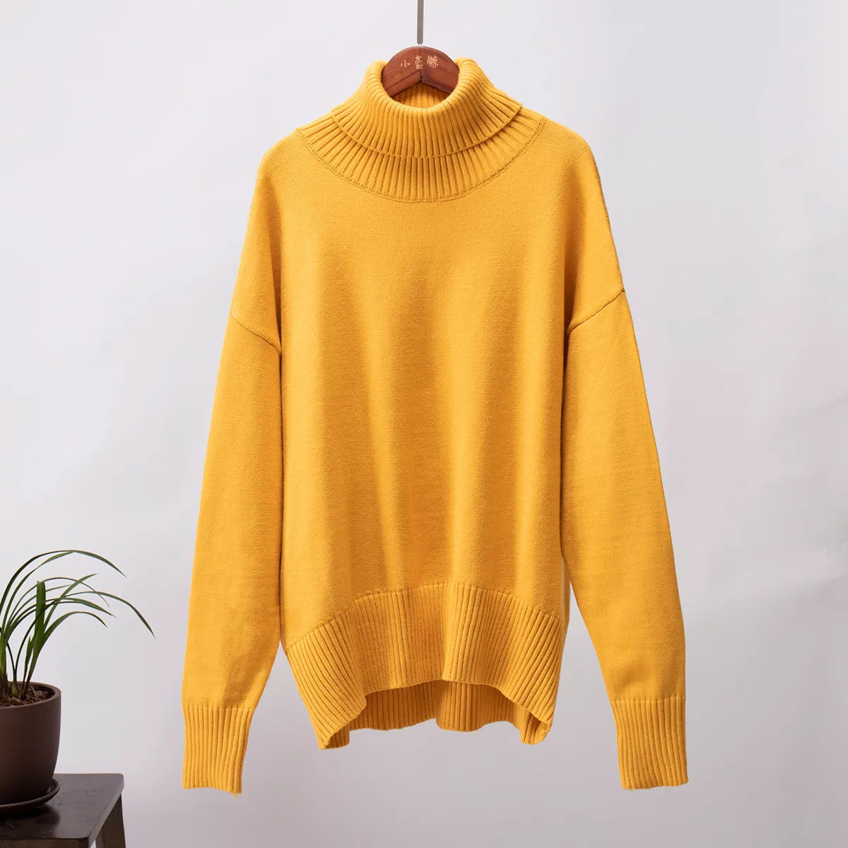 Mila Coltrui | Oversized & Warm