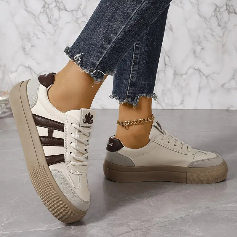 Modieuze plateau sneakers dames - Talia