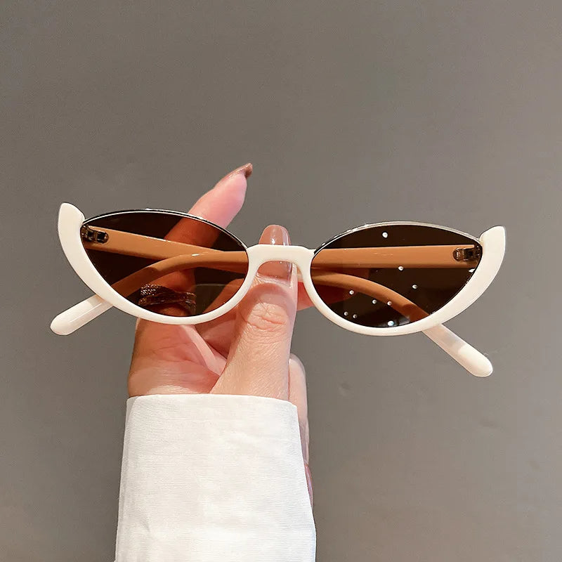 Sammy Jackson™ Emily Zonnebril | Trendy & Retro