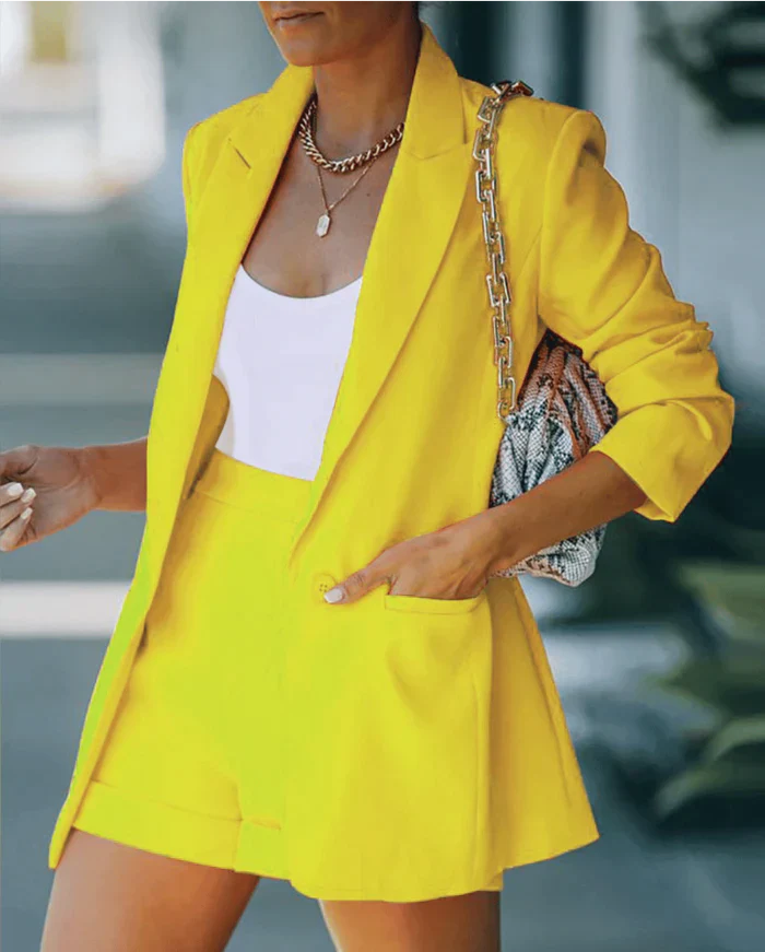 Trendy blazer set met shorts – Veelzijdig & Stylish – Larissa
