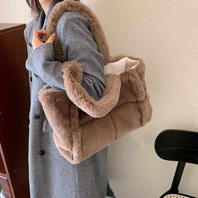 Sammy Jackson™ Pipa Pluche Handtas | Een comfortabele & winterse damestas