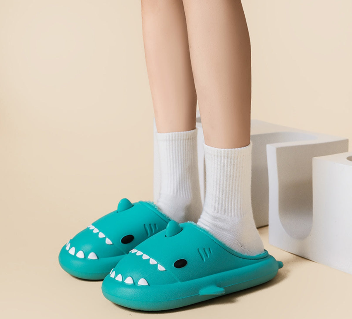 Comfortabele Haaien Sloffen voor het Hele Gezin – Marley